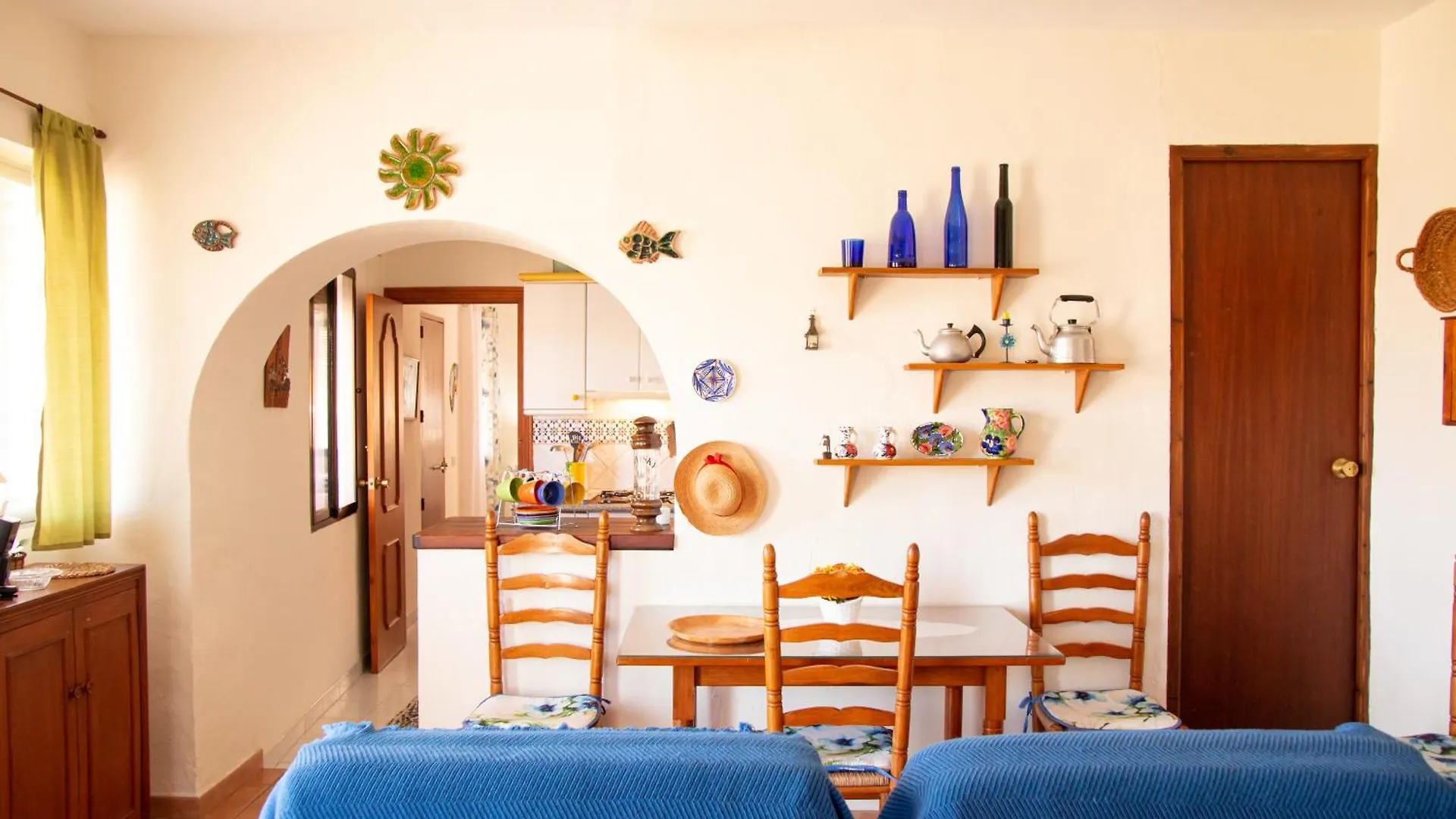 Villa Alegre Y Ole contacts